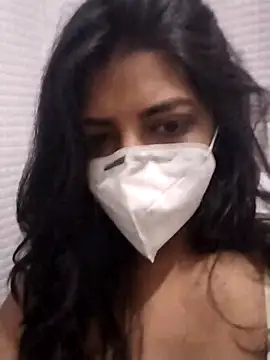 NAUGHTY-RASHI online show from May 9, 2026, 4:39 am
