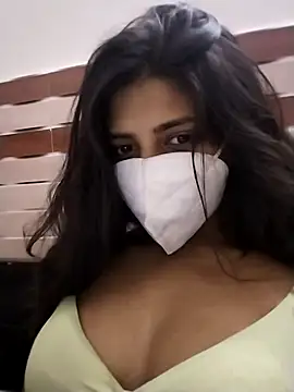NAUGHTY-RASHI online show from May 11, 2026, 6:38 pm