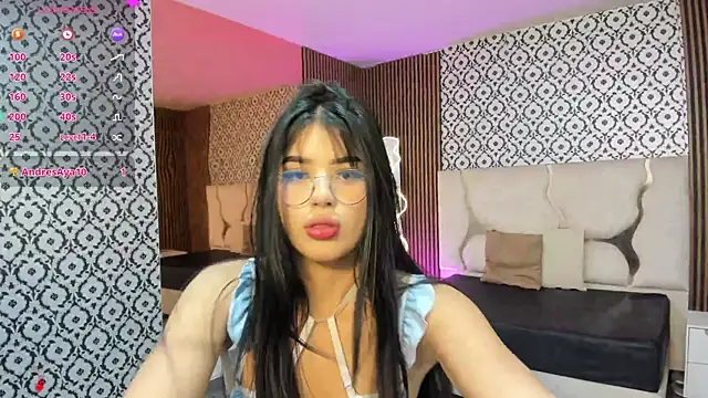 Snapshot of isis_tay1 chatting on May 11, 2026, 3:34 am isis tay1 online show from May 11, 2026, 3:34 am