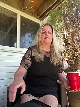 Bruiserboomer2 online show from April 27, 2026, 6:17 pm