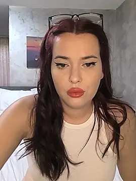 Nicoll Baby9 online show from May 28, 2026, 4:59 pm