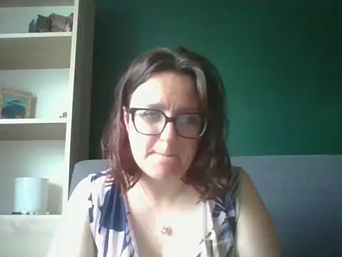 sensual paris online show from June 1, 2026, 5:20 am