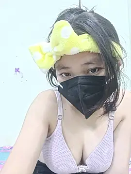 silkyhairs online show from May 19, 2026, 10:38 pm