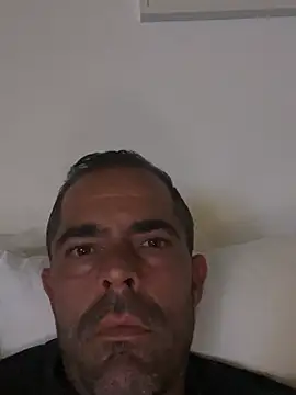 Riccardo86xx online show from May 27, 2026, 8:06 pm