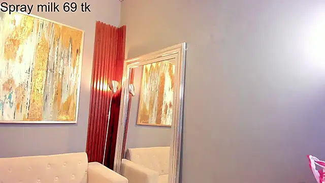 Kiara Curls online show from May 21, 2026, 11:17 am