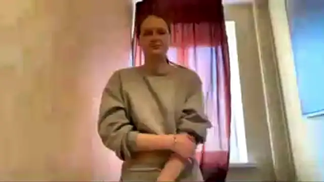 LongChillGerl online show from May 20, 2026, 5:41 pm