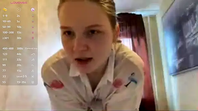 LongChillGerl online show from May 24, 2026, 8:19 am