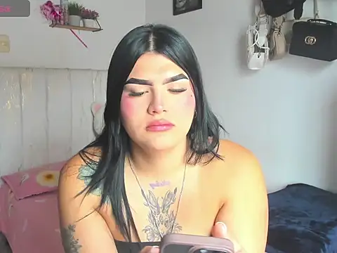 Melinabitchxx online show from May 16, 2026, 2:27 pm