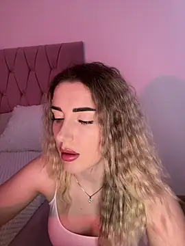 IrisDesiree online show from May 11, 2026, 1:06 pm