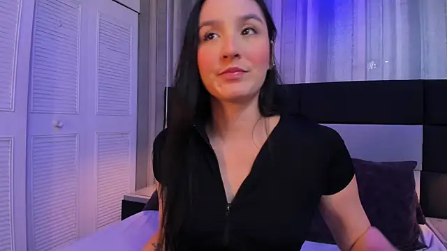 Snapshot of Pia_johnson__ chatting on May 10, 2026, 11:37 am Pia johnson online show from May 10, 2026, 11:37 am