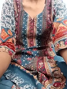 Lovey-77 online show from April 30, 2026, 5:25 am