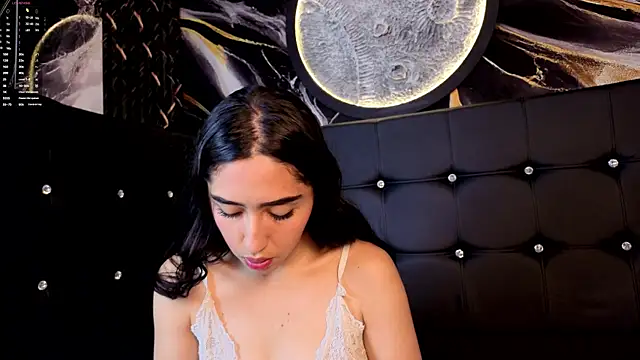 Angelasexx online show from May 2, 2026, 12:32 pm