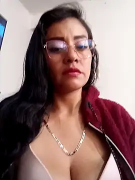 mili hotty online show from June 2, 2026, 11:45 am