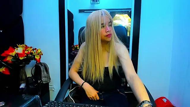 Snapshot of ivyqueen28 chatting on June 5, 2026, 5:03 am ivyqueen28 online show from June 5, 2026, 5:03 am