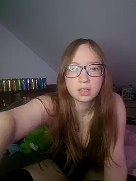 Freaky-Doll online show from June 8, 2026, 8:20 pm