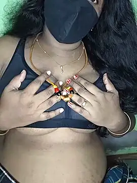 Snapshot of tamil_butterfly chatting on June 3, 2026, 9:34 am tamil butterfly online show from June 3, 2026, 9:34 am