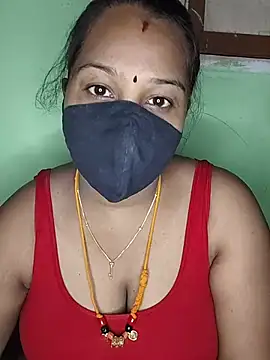 Snapshot of tamil_butterfly chatting on July 12, 2026, 10:56 pm tamil butterfly online show from July 12, 2026, 10:56 pm