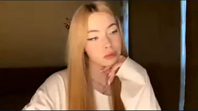 JacquiKelder online show from May 14, 2026, 2:02 pm