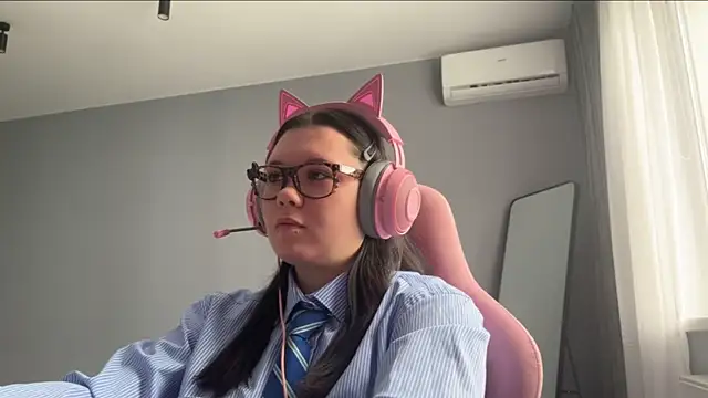 BPDkitty online show from April 30, 2026, 1:17 pm