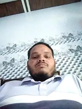 akkilove14 online show from April 30, 2026, 6:31 am