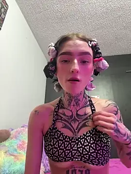 she-dulce online show from May 14, 2026, 11:55 pm