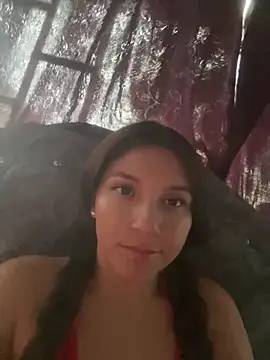 luna20012 online show from April 29, 2026, 6:25 pm