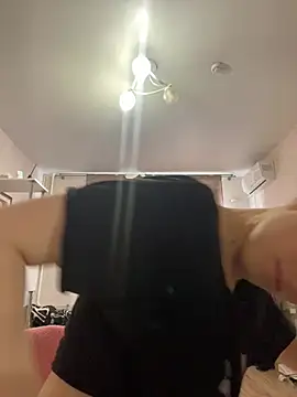  SweetAnna  online show from May 19, 2026, 11:27 am