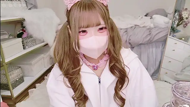 Ichiru chan online show from May 11, 2026, 10:54 am