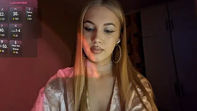 Katrinethequeen online show from June 18, 2026, 4:55 pm