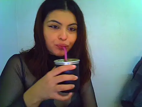 -GINN- online show from June 25, 2026, 2:43 pm