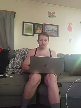 GingerKinkster online show from May 26, 2026, 9:22 pm