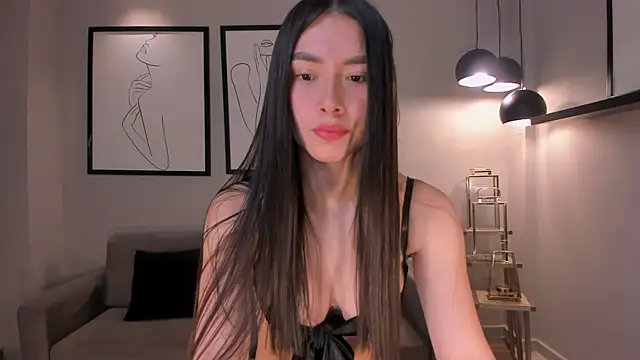 BellaStormX online show from May 11, 2026, 11:16 am