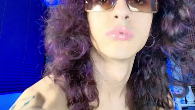 Divine      online show from June 25, 2026, 9:52 pm