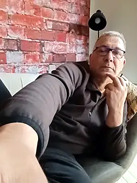 Soloyan online show from March 8, 2026, 3:38 pm