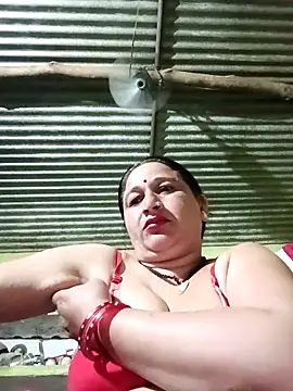 Snapshot of Haliya8 chatting on May 10, 2026, 4:01 pm Haliya8 online show from May 10, 2026, 4:01 pm