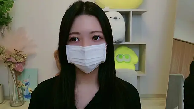 -Luna JP- online show from April 30, 2026, 11:38 am