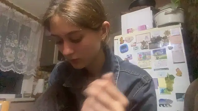 Snapshot of MercySoeder chatting on May 1, 2026, 5:28 pm MercySoeder online show from May 1, 2026, 5:28 pm