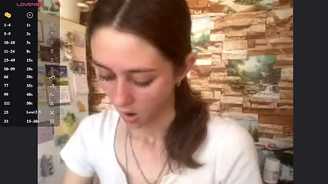 Snapshot of MercySoeder chatting on May 25, 2026, 10:43 am MercySoeder online show from May 25, 2026, 10:43 am
