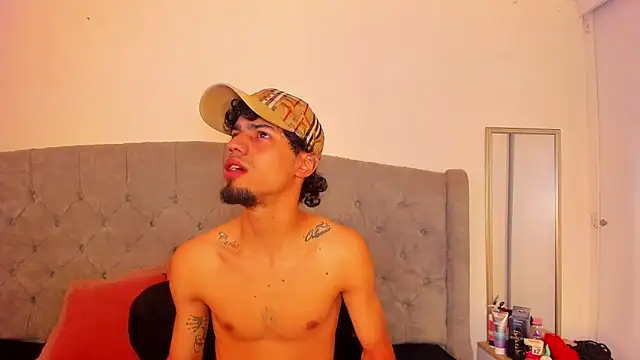 MichaelEvanss  online show from June 21, 2026, 12:52 pm
