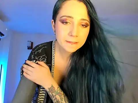 Snapshot of EvangelineLoveee chatting on May 28, 2026, 11:35 pm EvangelineLoveee online show from May 28, 2026, 11:35 pm