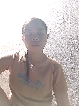 daisyy2 online show from May 24, 2026, 8:36 pm