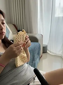 xinyue-888 online show from July 5, 2026, 4:52 am