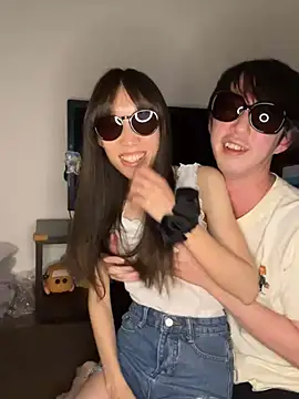 risacha online show from May 9, 2026, 3:28 pm