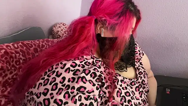 Lady KitsuneBIG online show from May 19, 2026, 7:04 am