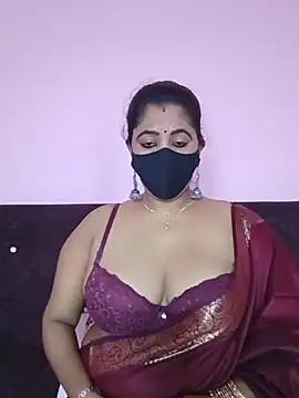 Snapshot of Polly-bhabi chatting on May 28, 2026, 9:06 am Polly-bhabi online show from May 28, 2026, 9:06 am