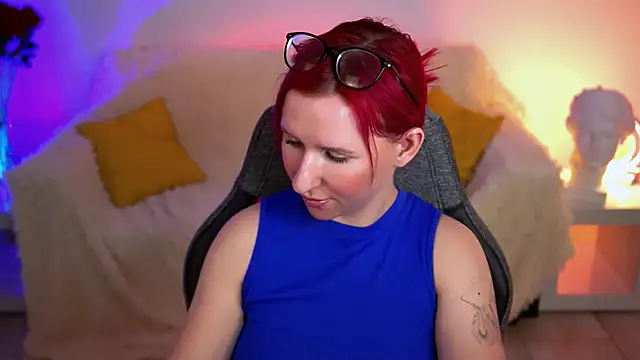 ericapotter online show from May 11, 2026, 2:45 pm