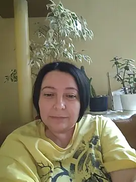 EmmaEmmy40 online show from May 24, 2026, 4:56 pm