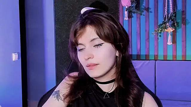 LolaDominara online show from June 27, 2026, 12:22 pm
