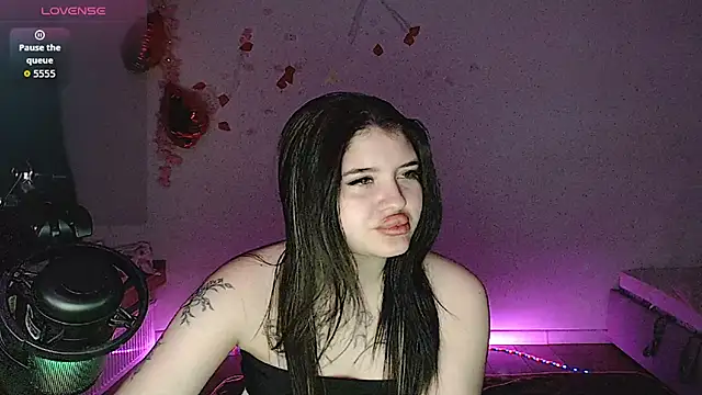 Blackangels online show from May 24, 2026, 6:13 pm