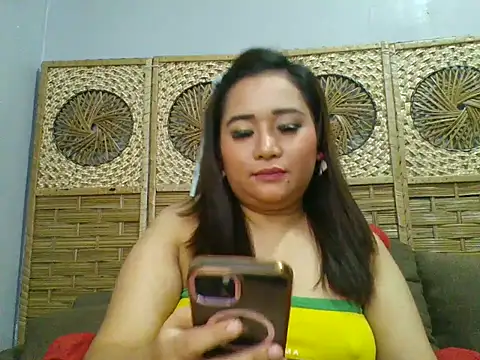 Snapshot of KayeDarling chatting on May 7, 2026, 6:24 pm KayeDarling online show from May 7, 2026, 6:24 pm